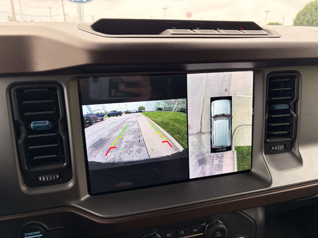 Used 2021 Ford Bronco Outer Banks AWD/4WD image 21