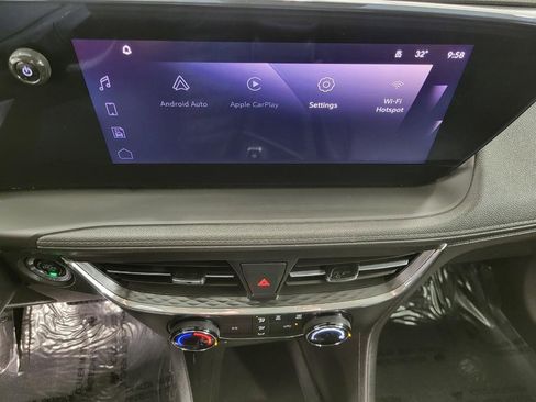 Used 2025 Buick Encore GX Preferred image 8