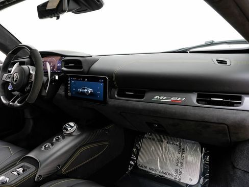 Used 2024 Maserati MC20 Cielo image 17