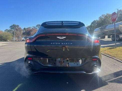 Used 2021 Aston Martin DBX AWD/4WD image 4