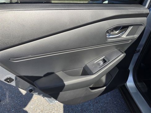 Used 2024 Honda Accord EX image 13