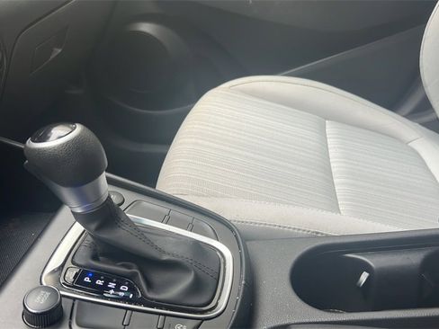 Used 2022 Hyundai Kona SEL image 23