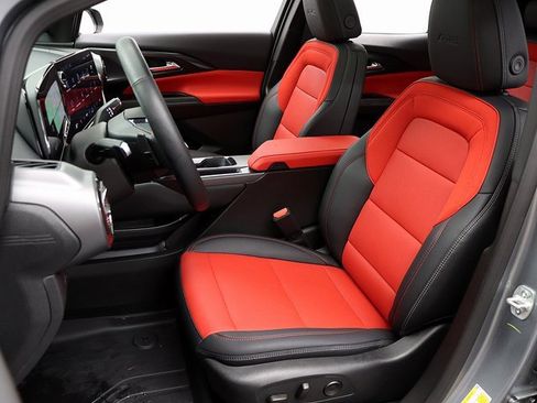 Used 2025 Chevrolet Equinox EV RS image 10