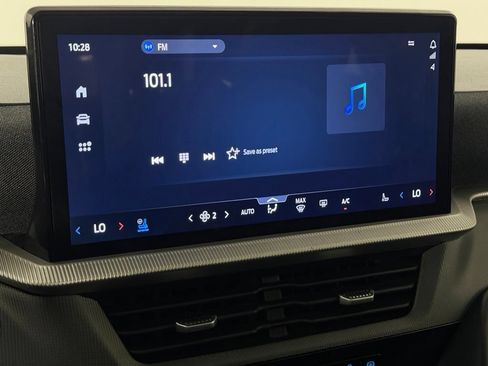 Used 2025 Ford Explorer ST AWD/4WD image 19