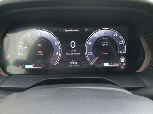 Used 2024 Jeep Grand Cherokee L Limited w/ Luxury Tech Group II image 15