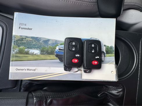 Used 2014 Subaru Forester 2.5i Touring image 31