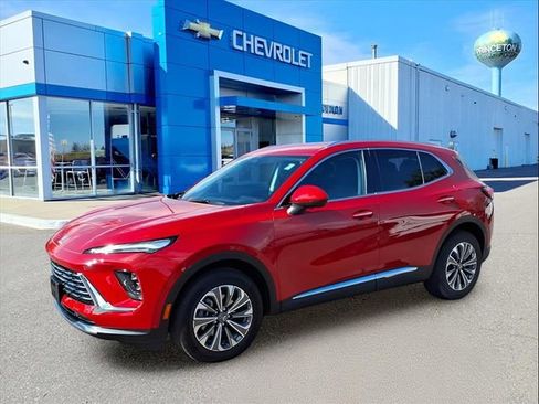 Used 2025 Buick Envision Preferred AWD/4WD image 8