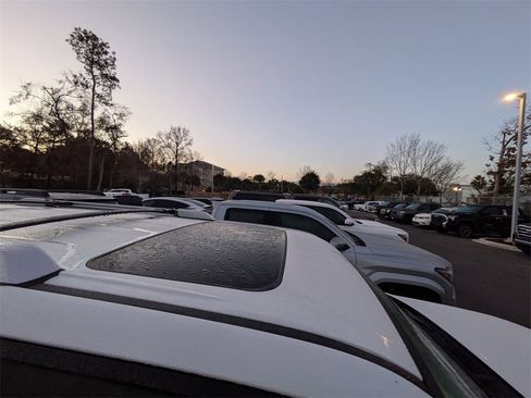 Used 2014 Toyota 4Runner Limited image 10