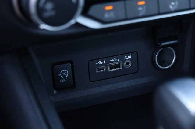 Certified 2024 Nissan Sentra SV FWD image 19