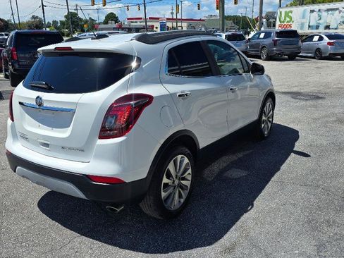 Used 2018 Buick Encore Preferred FWD image 4
