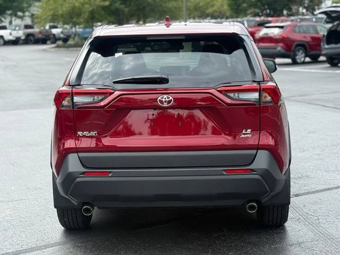 Used 2025 Toyota RAV4 LE AWD/4WD image 6