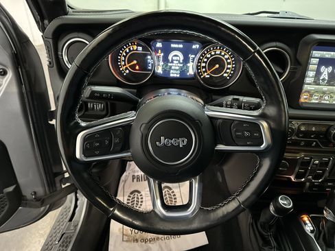 Used 2021 Jeep Wrangler Unlimited Sahara AWD/4WD image 25