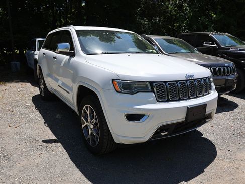 Used 2020 Jeep Grand Cherokee Overland AWD/4WD image 1