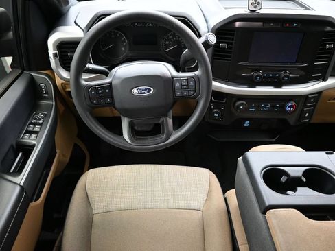 Used 2022 Ford F150 XLT AWD/4WD image 3
