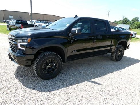 New 2026 Chevrolet Silverado 1500 ZR2 w/ Dark Appearance Package AWD/4WD image 10