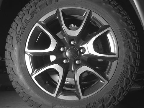 Used 2025 Jeep Compass Trailhawk image 15