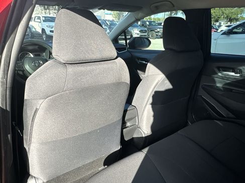Used 2020 Toyota Corolla LE FWD image 18