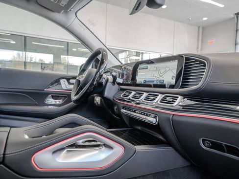 New 2026 Mercedes-Benz GLS 450 4MATIC image 18