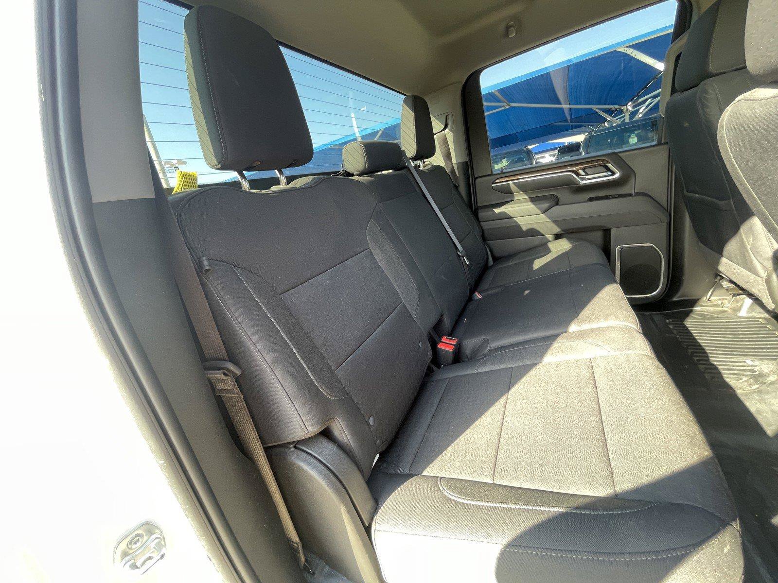 Used 2025 Chevrolet Silverado 2500 LT w/ Convenience Package AWD/4WD image 24