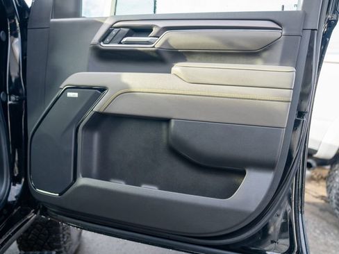 Used 2025 Chevrolet Silverado 2500 ZR2 w/ ZR2 Bison Edition image 10