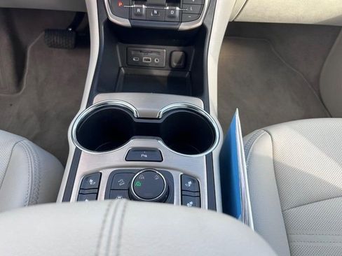 Used 2024 GMC Terrain Denali image 16