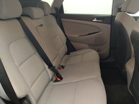 Used 2019 Hyundai Tucson SE FWD image 19