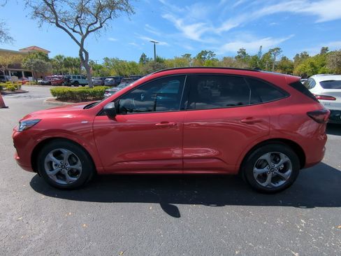 Certified 2023 Ford Escape ST-Line w/ Tech Pack #1 image 7