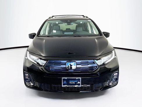 Used 2023 Honda Odyssey EX-L image 2