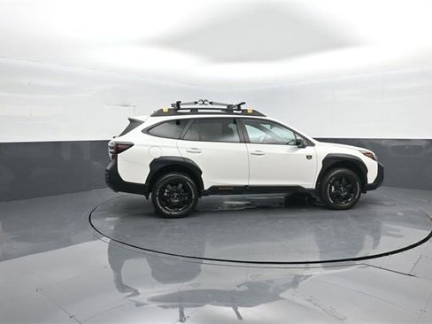 Used 2025 Subaru Outback Wilderness image 8