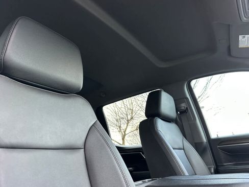 Used 2024 Chevrolet Silverado 1500 LT Trail Boss w/ Convenience Package II image 17