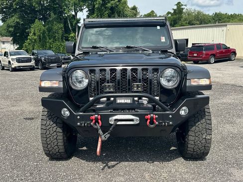 Used 2023 Jeep Gladiator Rubicon w/ Trailer Tow Package AWD/4WD image 3