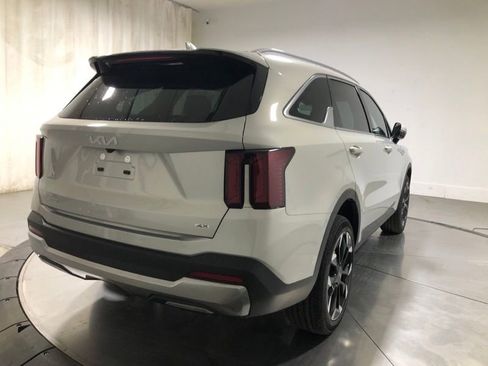 New 2026 Kia Sorento EX AWD/4WD image 7