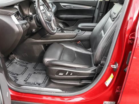 Used 2018 Cadillac XT5 Premium Luxury image 17