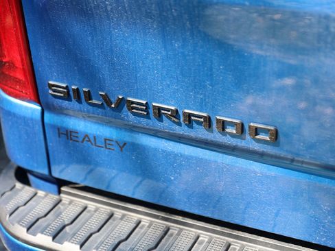 Used 2024 Chevrolet Silverado 1500 RST w/ Convenience Package II image 6