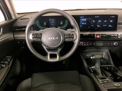 Used 2025 Kia K5 LXS FWD image 5