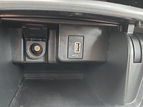 Used 2019 Honda Accord LX image 18
