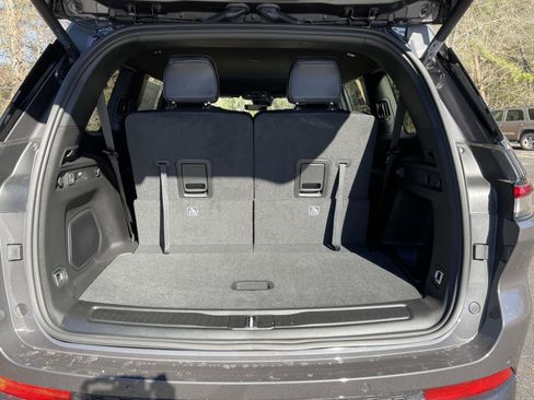 New 2025 Jeep Grand Cherokee L Limited AWD/4WD image 40
