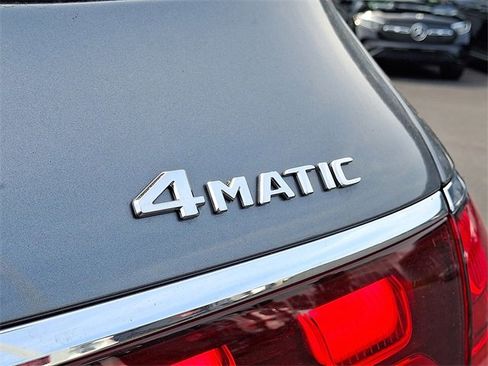 Used 2025 Mercedes-Benz GLS 450 4MATIC image 28