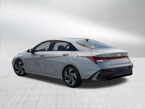 New 2026 Hyundai Elantra Limited image 13