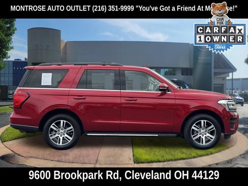 Used 2022 Ford Expedition XLT AWD/4WD image 3