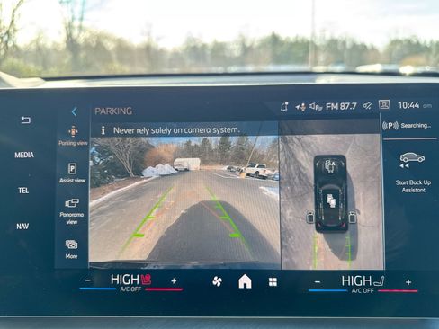 New 2026 BMW X1 xDrive28i w/ Technology Package image 14