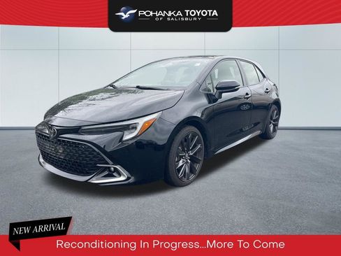 Used 2023 Toyota Corolla XSE FWD image 1