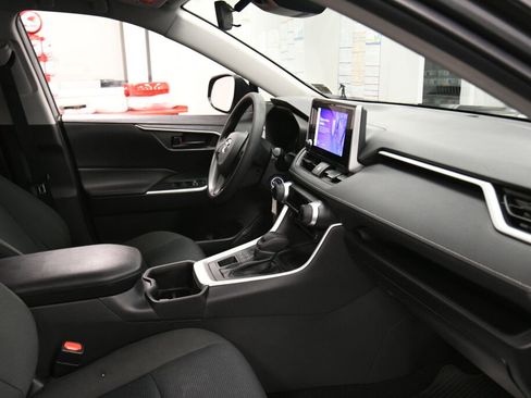 Certified 2023 Toyota RAV4 LE image 27