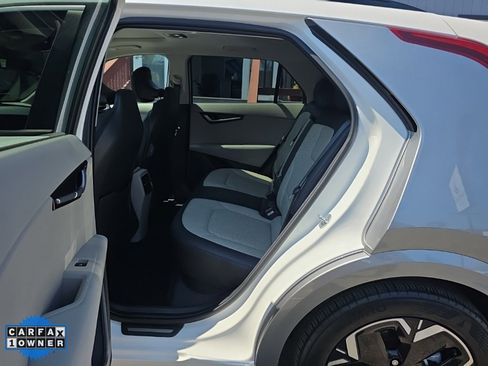 Used 2023 Kia Niro Wave image 7