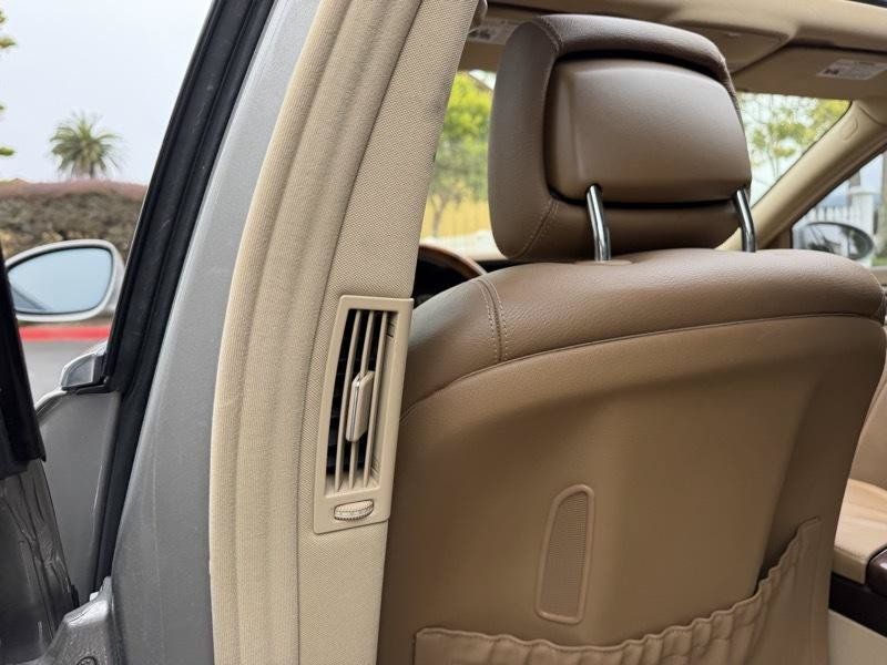 Used 2008 Mercedes-Benz S 550 image 33