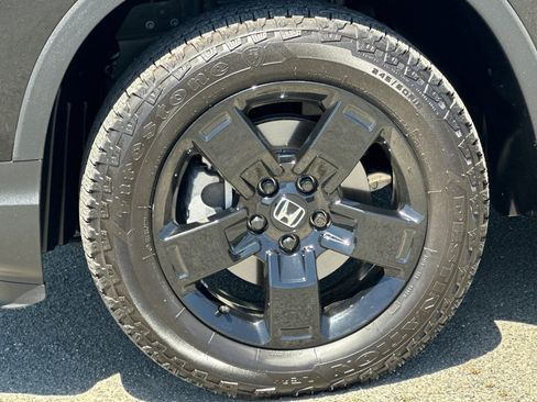 Certified 2025 Honda Ridgeline Black Edition image 25