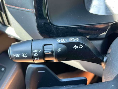 Used 2023 Nissan Pathfinder Rock Creek AWD/4WD image 16