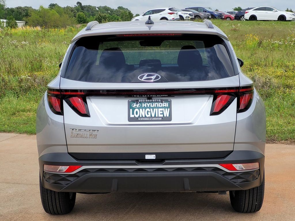 Used 2024 Hyundai Tucson SEL FWD image 4