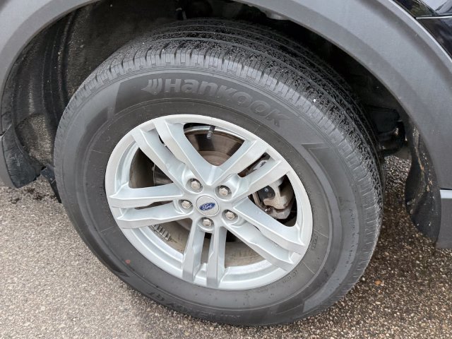 Certified 2023 Ford Explorer XLT AWD/4WD image 5