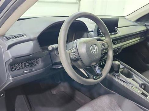 Used 2025 Honda Accord LX image 15